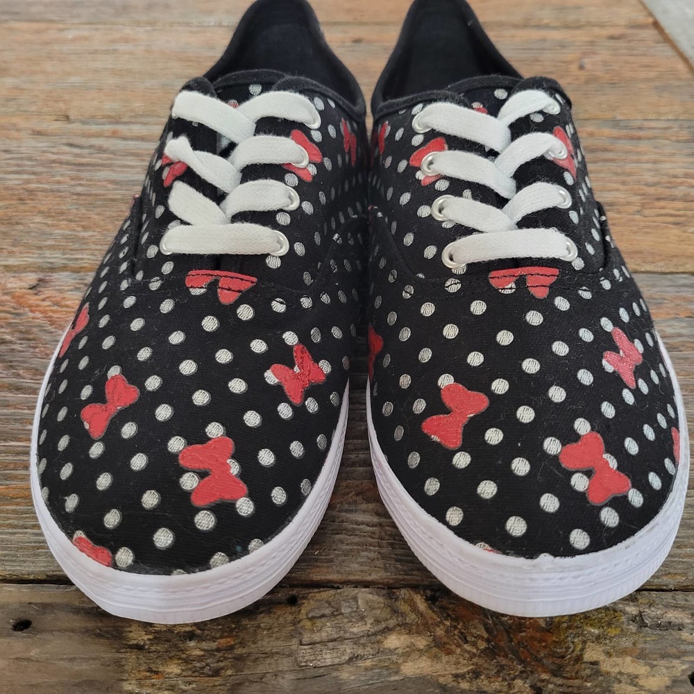 Minnie Mouse Fashion Lace Up Fashion Sneakers - Picture 4 of 10